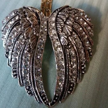 Heart of Angel Pendant Brooch