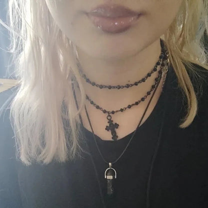 Crossing Star Black Choker Necklace