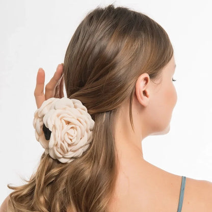 Blossom Therapy Hair Claw