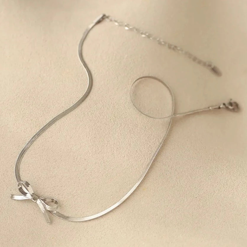 Bowknot Snake Chain Necklace