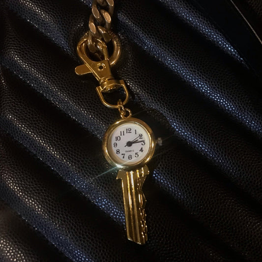 Little Beat Vintage Keyring Necklace Watch